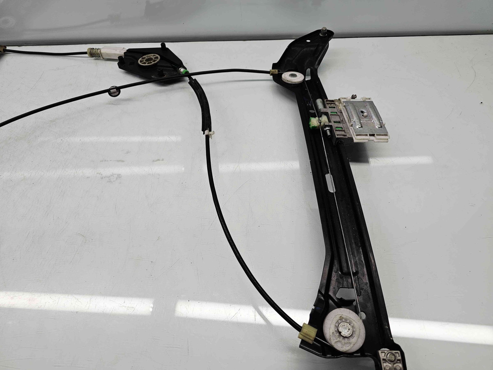 Motoras geam dreapta fata Audi A5 (8T3) [Fabr 2007-2015] 810959802B - imagine 3