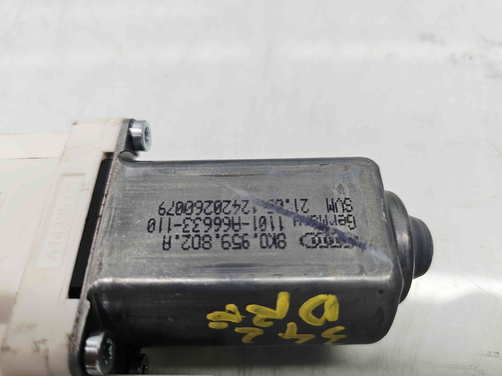 Motoras geam dreapta fata Audi A4 (8K2, B8.5) Facelift [Fabr 2008-2015] 8K0959802A - imagine 4