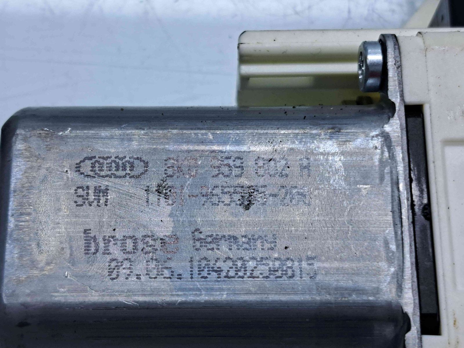 Motoras geam dreapta fata Audi A4 (8K5, B8) Avant [Fabr 2008-2015] 8K0959802A - imagine 2