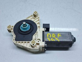 Motoras geam dreapta fata Volkswagen Passat B8 (3G2) [Fabr 2015-prezent] 5Q4959802B