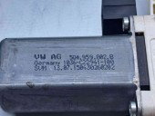 Motoras geam dreapta fata Volkswagen Passat B8 (3G2) [Fabr 2015-prezent] 5Q4959802B