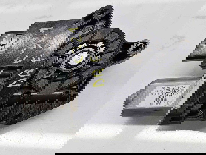 Motoras geam dreapta fata Renault Kadjar [Fabr 2015-prezent] C21968100