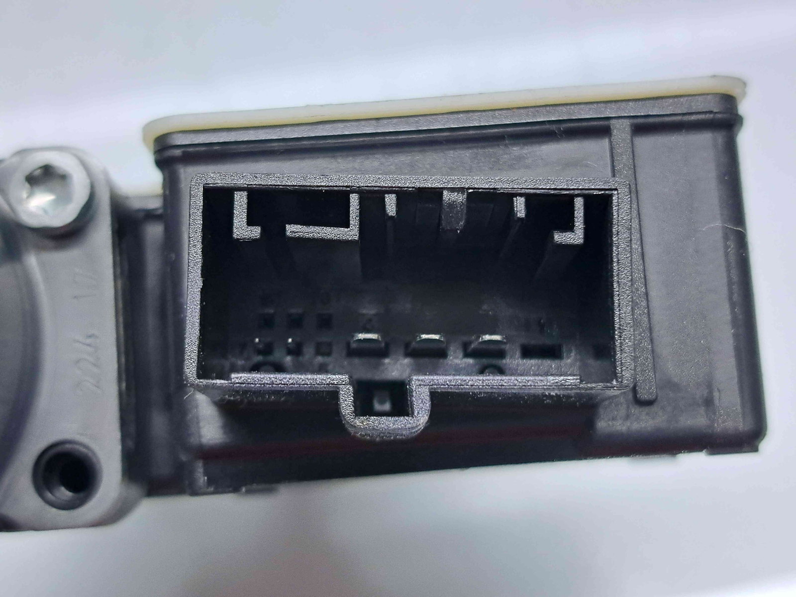 Motoras geam dreapta spate Seat Leon ST Combi (5F8) [Fabr 2013-2018] facelift 5Q0959812E - imagine 5