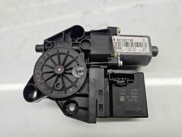 Motoras geam dreapta spate Renault Scenic 3 (J95) Facelift [Fabr 2009-2015] 827303178R