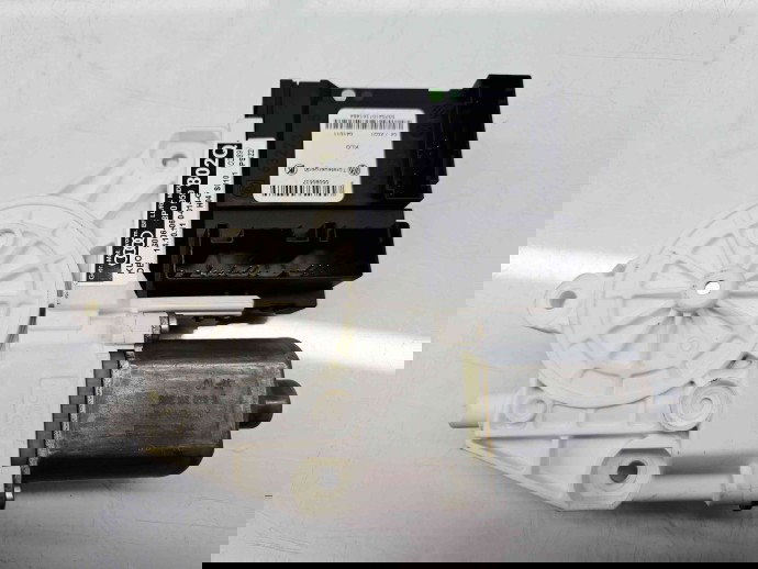 Motoras geam stanga fata Audi A3 Sportback (8PA) [Fabr 2004-2013] Facelift 8P0959802Q