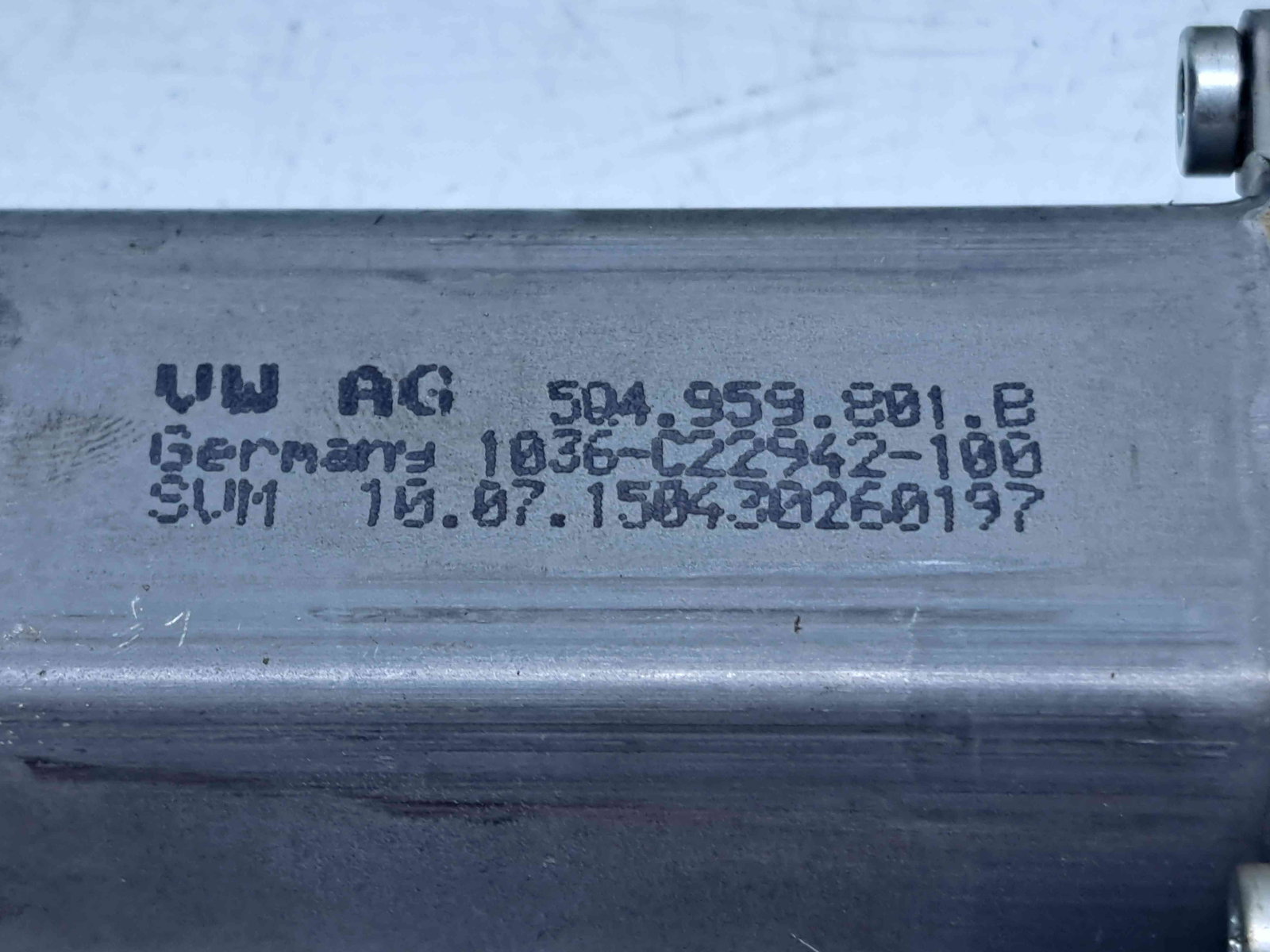 Motoras geam stanga fata Volkswagen Passat B8 (3G2) [Fabr 2015-prezent] 5Q4959801B - imagine 4