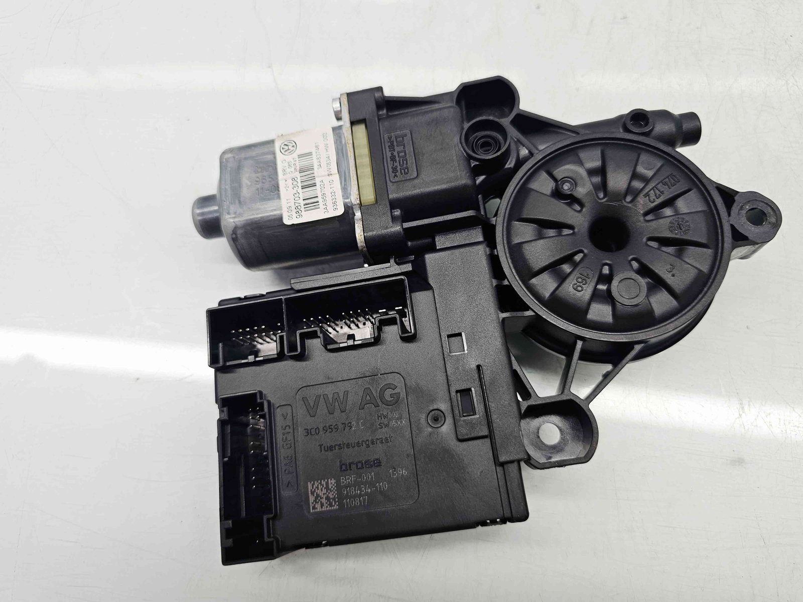 Motoras geam stanga fata Volkswagen Passat B7 (362) [Fabr 2010-2014] 988703308 - imagine 3