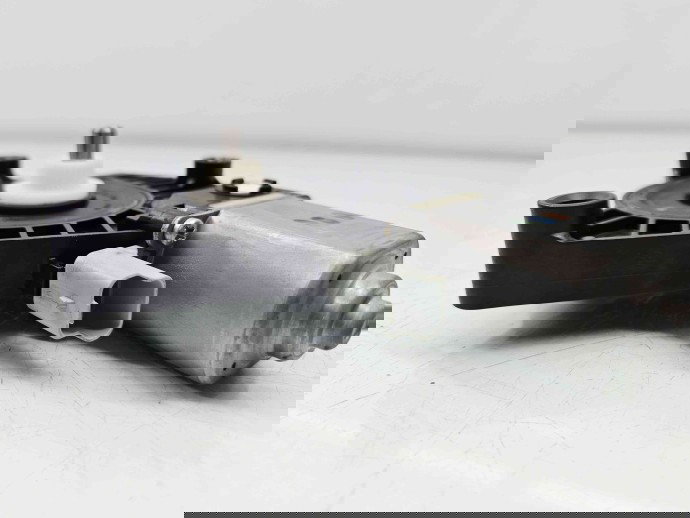 Motoras geam stanga fata Renault Kadjar [Fabr 2015-prezent] C22010100