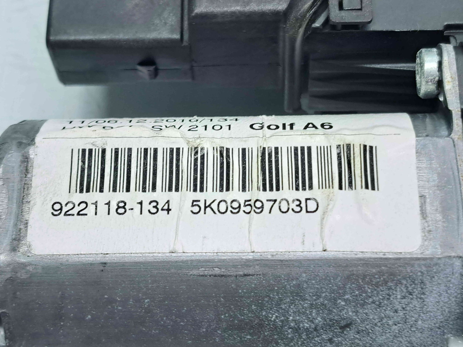 Motoras geam stanga spate Volkswagen Golf 6 (5K1) GTI [Fabr 2009-2013] 5K0959703D - imagine 2
