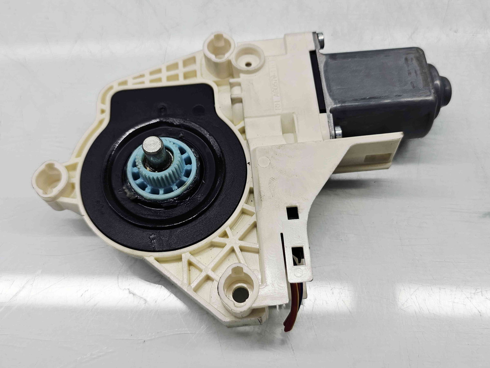 Motoras geam stanga spate Audi A4 (8K2, B8) [Fabr 2008-2015] 8K0959811A - imagine 1