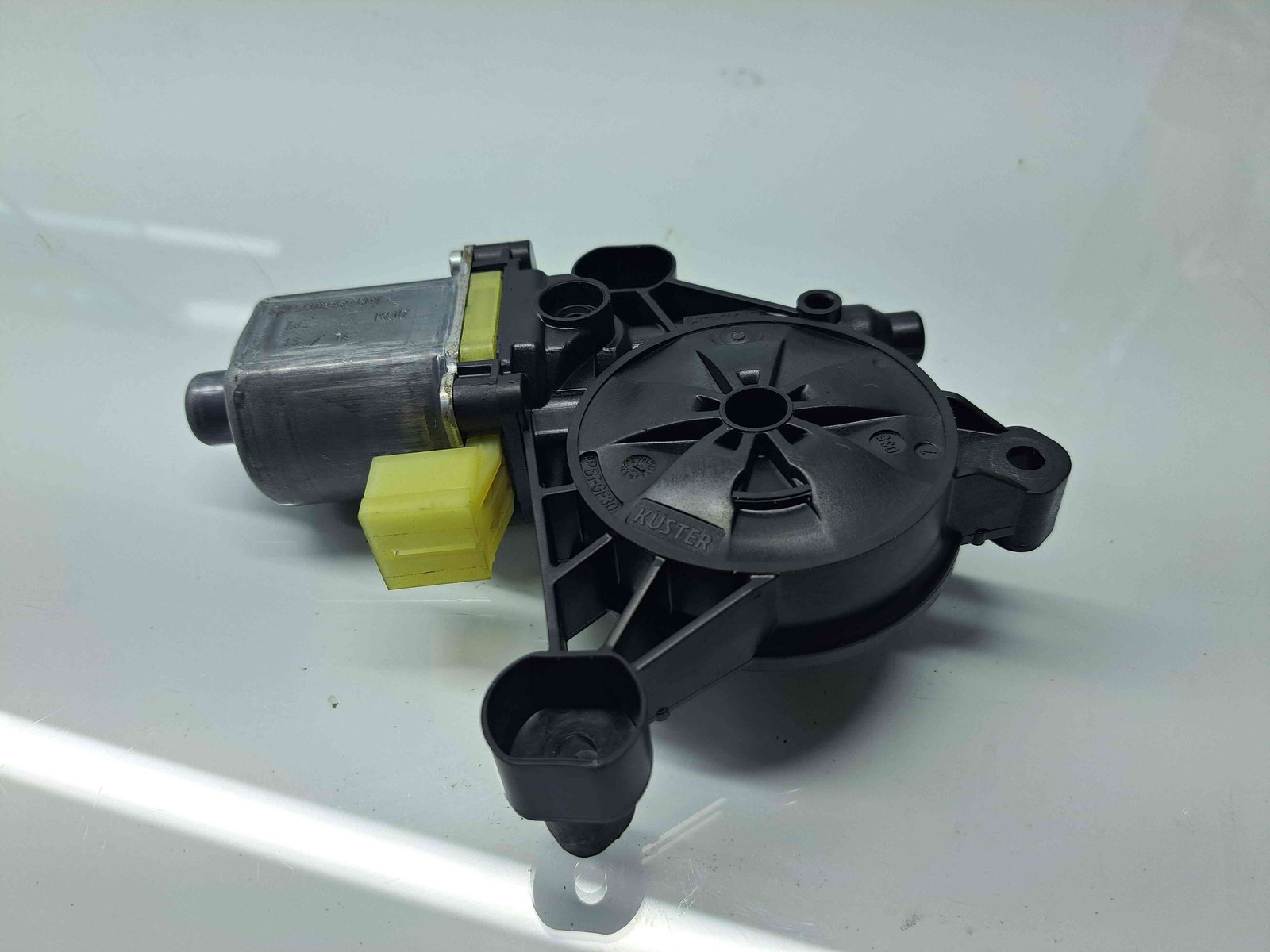 Motoras geam stanga spate Audi A3 Sportback (8VA) Hatchback [Fabr 2012-2020] 850202085 - imagine 3