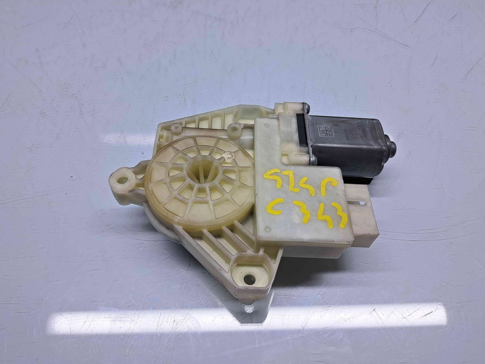 Motoras geam stanga spate Volkswagen Passat B8 (3G2) [Fabr 2015-prezent] 5Q4959812E