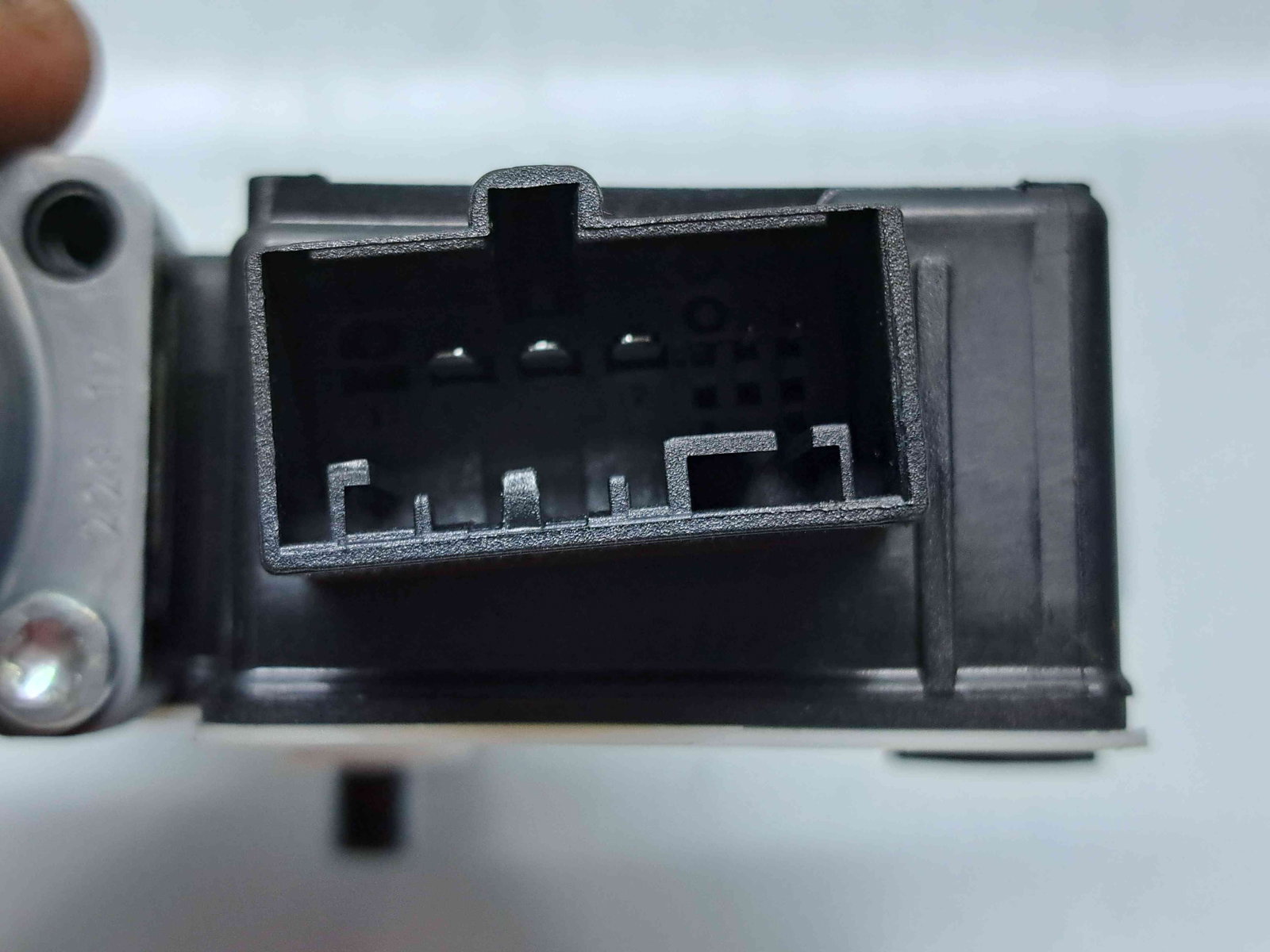 Motoras geam stanga spate Seat Leon ST Combi (5F8) [Fabr 2013-2018] facelift 5Q0959811E - imagine 5