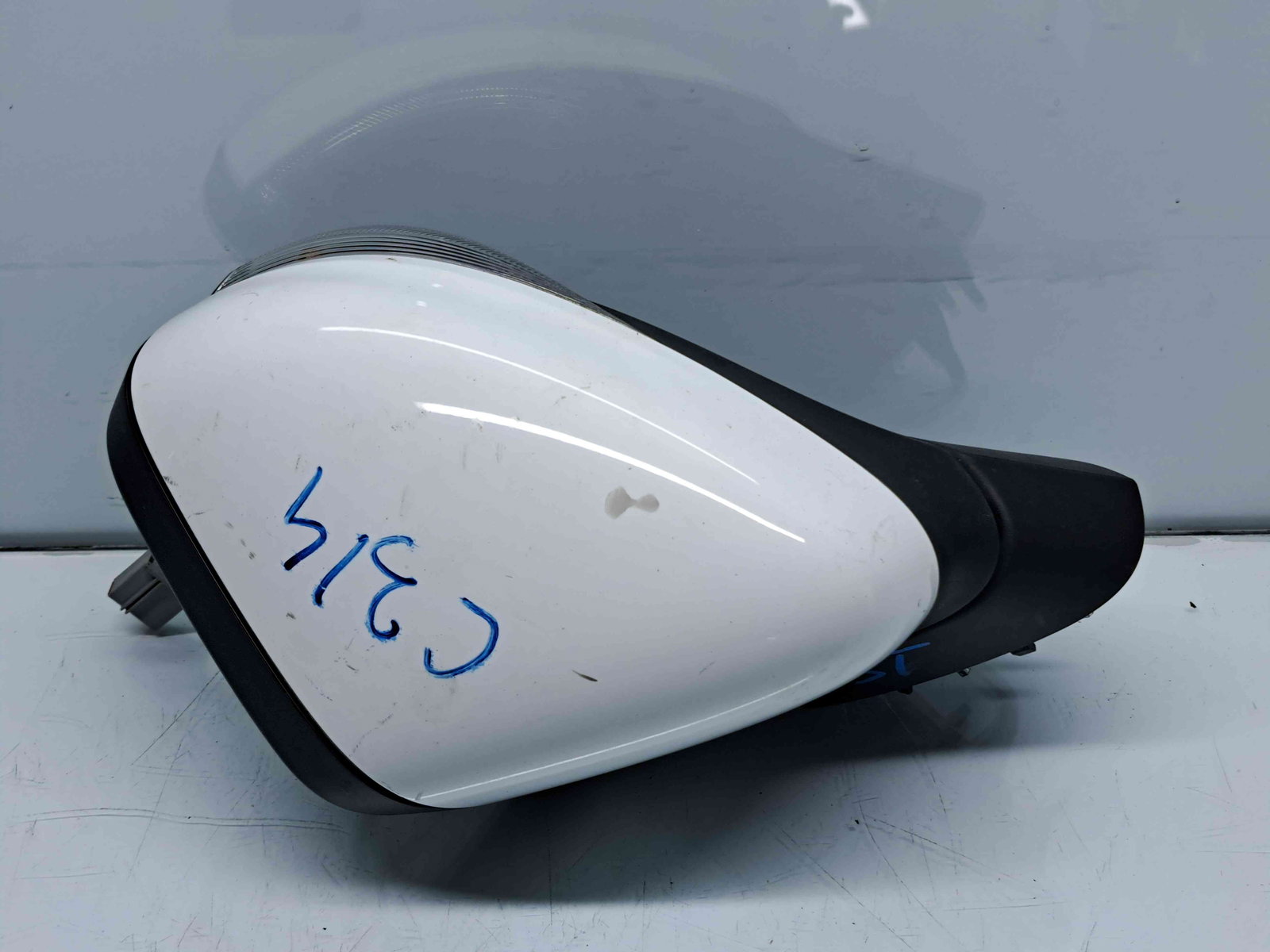 Oglinda stanga Ford Fiesta 8 [Fabr 2017-2025] Frozen White - imagine 2