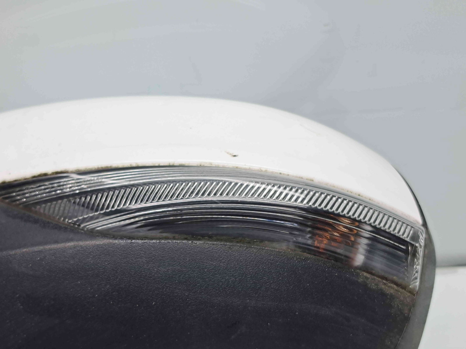 Oglinda stanga Ford Fiesta 8 [Fabr 2017-2025] Frozen White - imagine 5