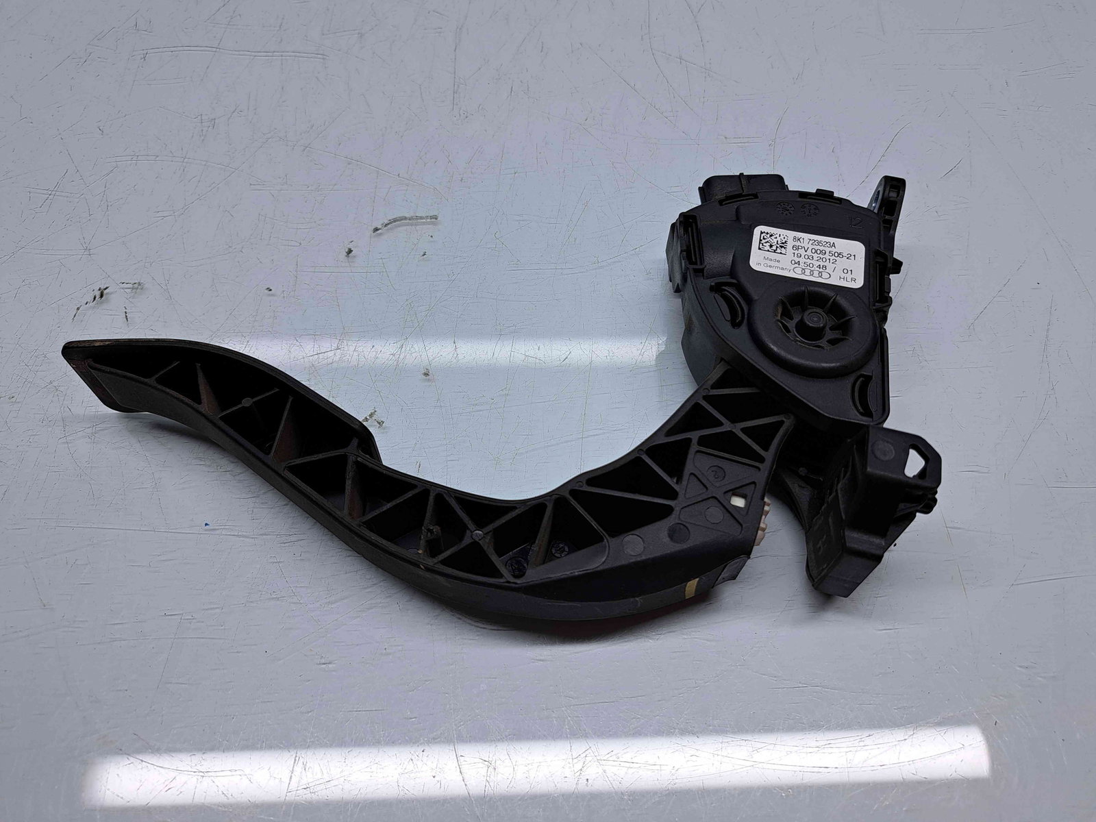 Pedala acceleratie Audi A4 (8K2, B8.5) Facelift [Fabr 2008-2015] 8K1723523A - imagine 2