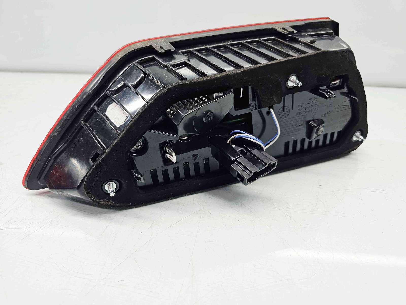 Stop haion dreapta Seat Leon ST Combi (5F8) [Fabr 2013-2018] facelift 5F9945308E - imagine 2