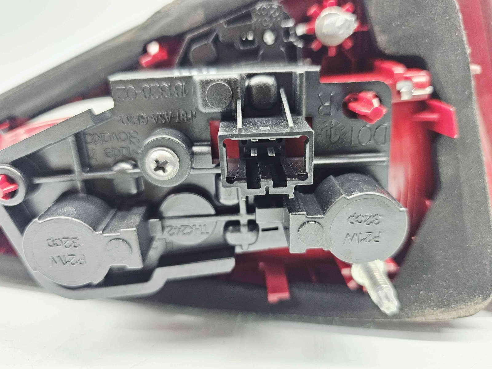 Stop haion dreapta Audi A4 (8K2, B8.5) Facelift [Fabr 2008-2015] 8K5945094AA - imagine 4