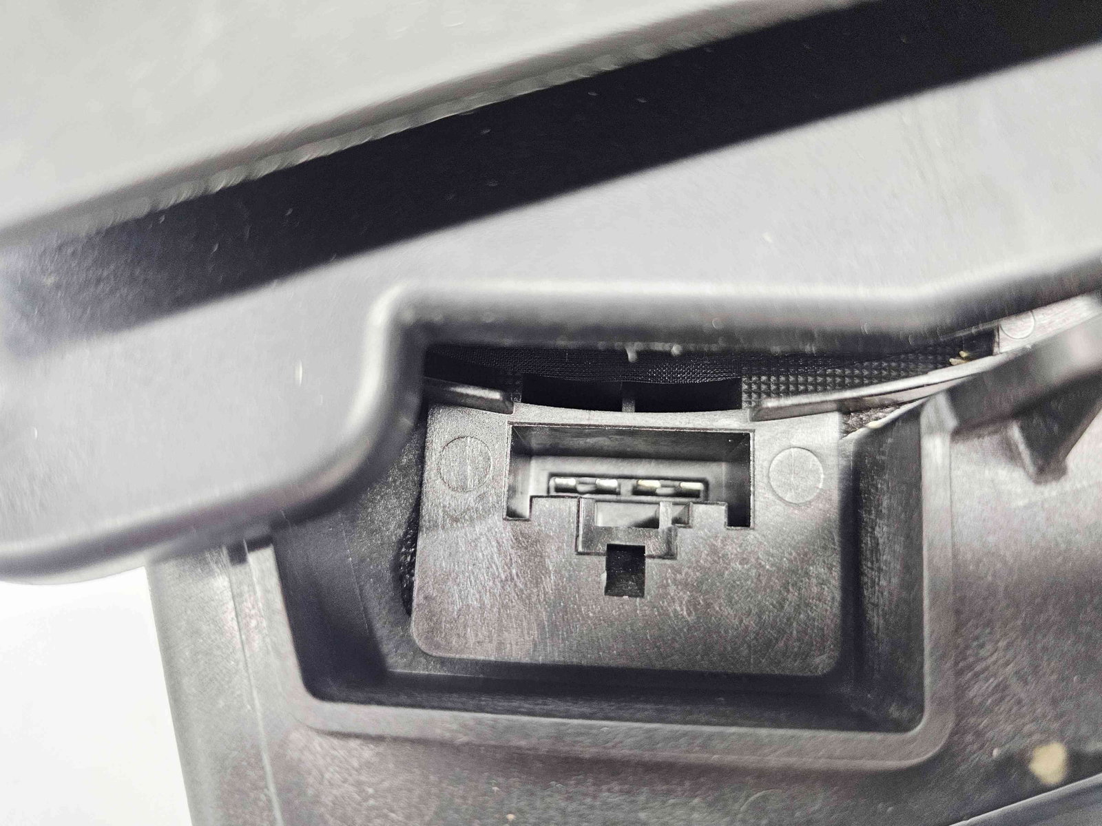 Subwoofer Bmw X1 (F48) [Fabr 2016-2022] 9275995-04 - imagine 2