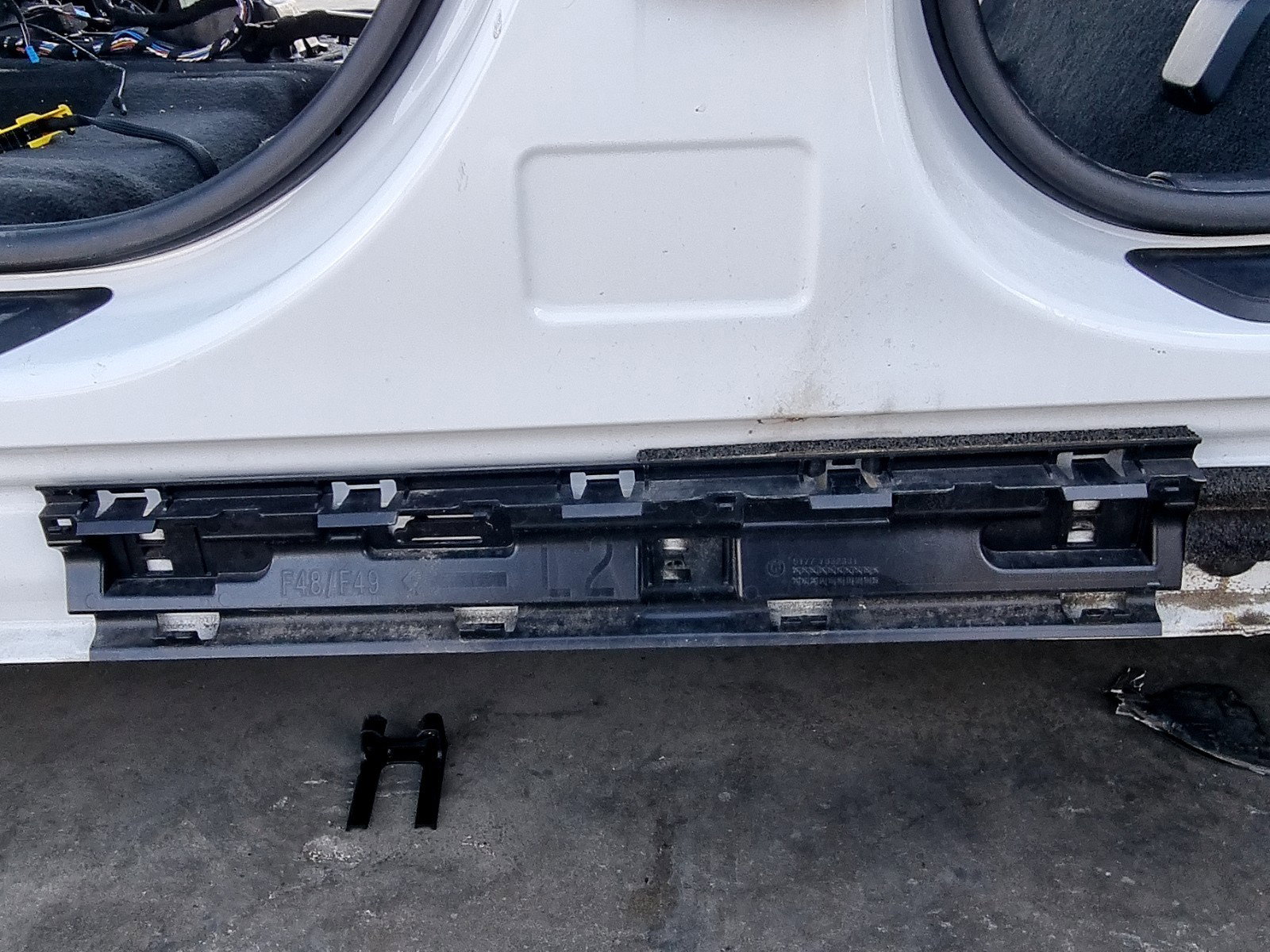 Set suport prag stanga Bmw X1 (F48) [Fabr 2016-2022] 7332331 2.0 B47 110 KW / 150 CP - imagine 2