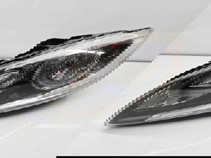  Far stanga Volvo V60 [Fabr 2010-2018] 31420117