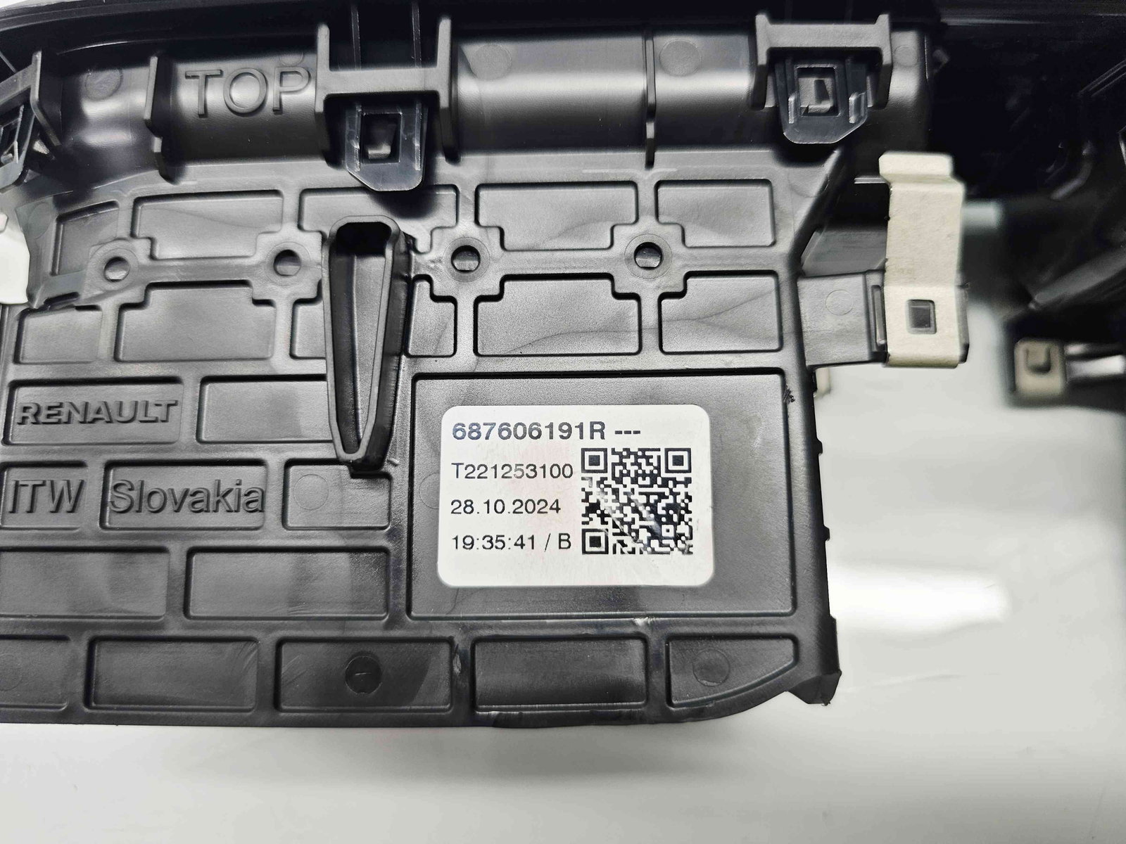 Grila aerisire centrala Dacia Jogger facelift [Fabr 2021-2025] 687606191R - imagine 5