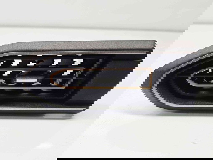  Grila aerisire dreapta Dacia Jogger facelift [Fabr 2021-2025] 687604537R