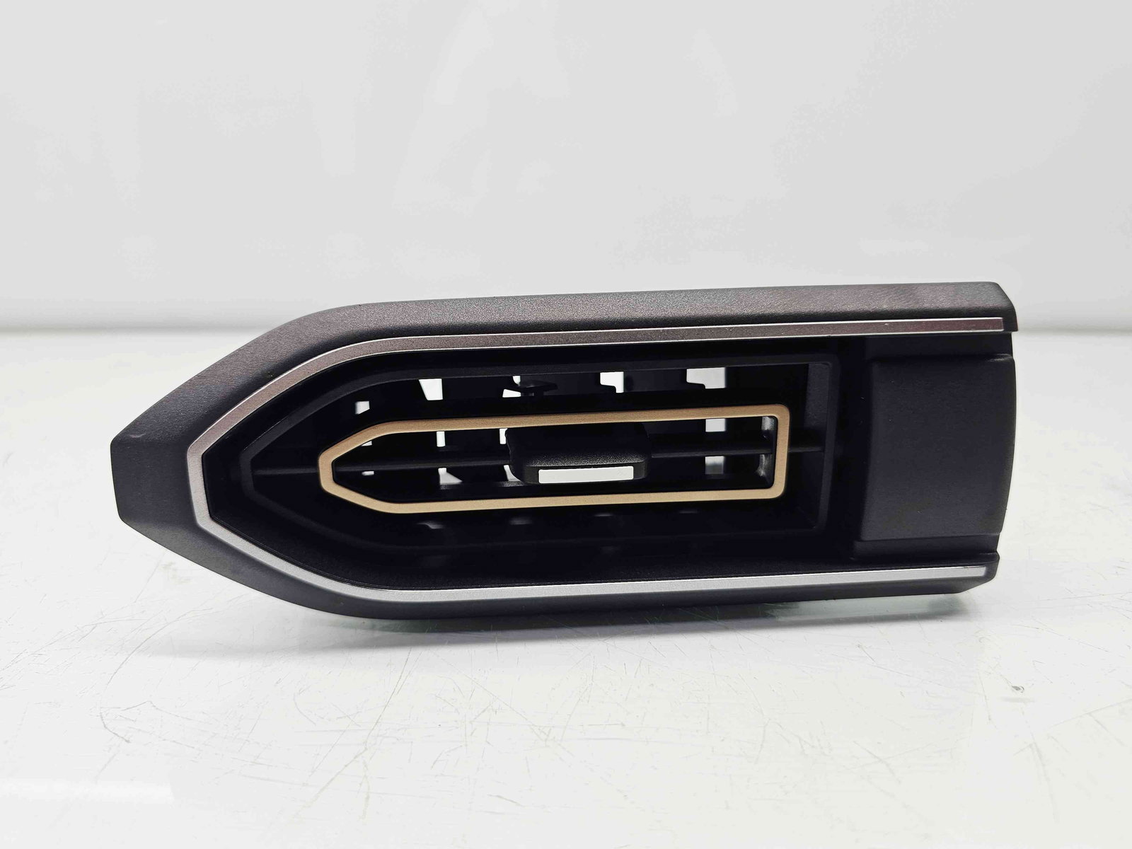 Grila aerisire stanga Dacia Jogger facelift [Fabr 2021-2025] 687614511R - imagine 4