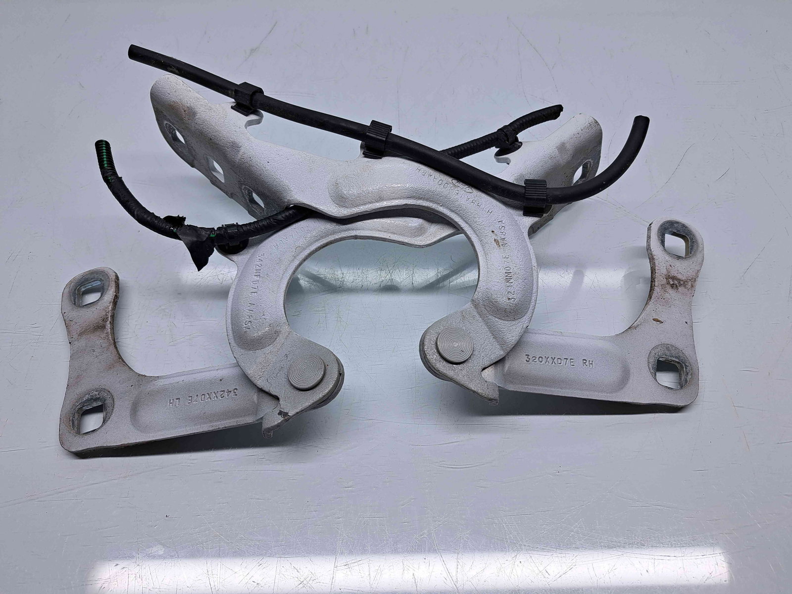 Set balamale capota Ford Fiesta 8 [Fabr 2017-2025] H1BB-A16800-AA - imagine 1