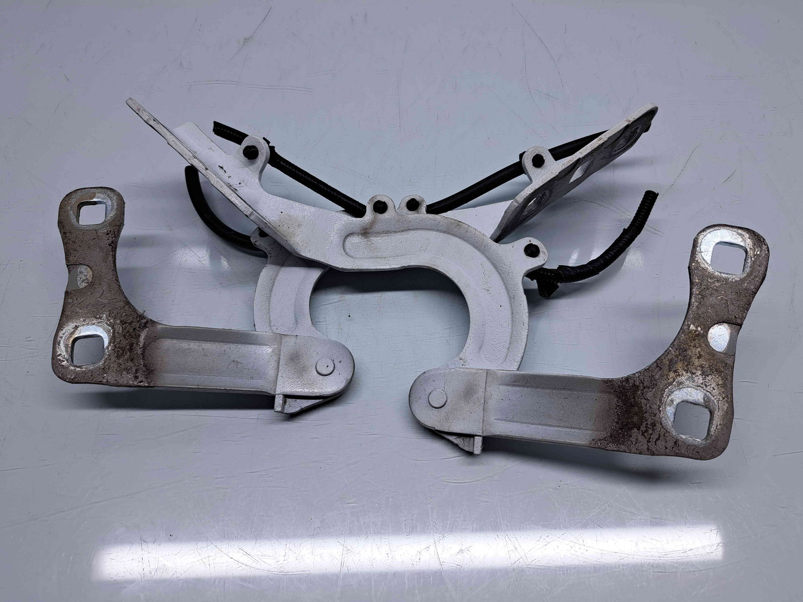 Set balamale capota Ford Fiesta 8 [Fabr 2017-2025] H1BB-A16800-AA - imagine 3