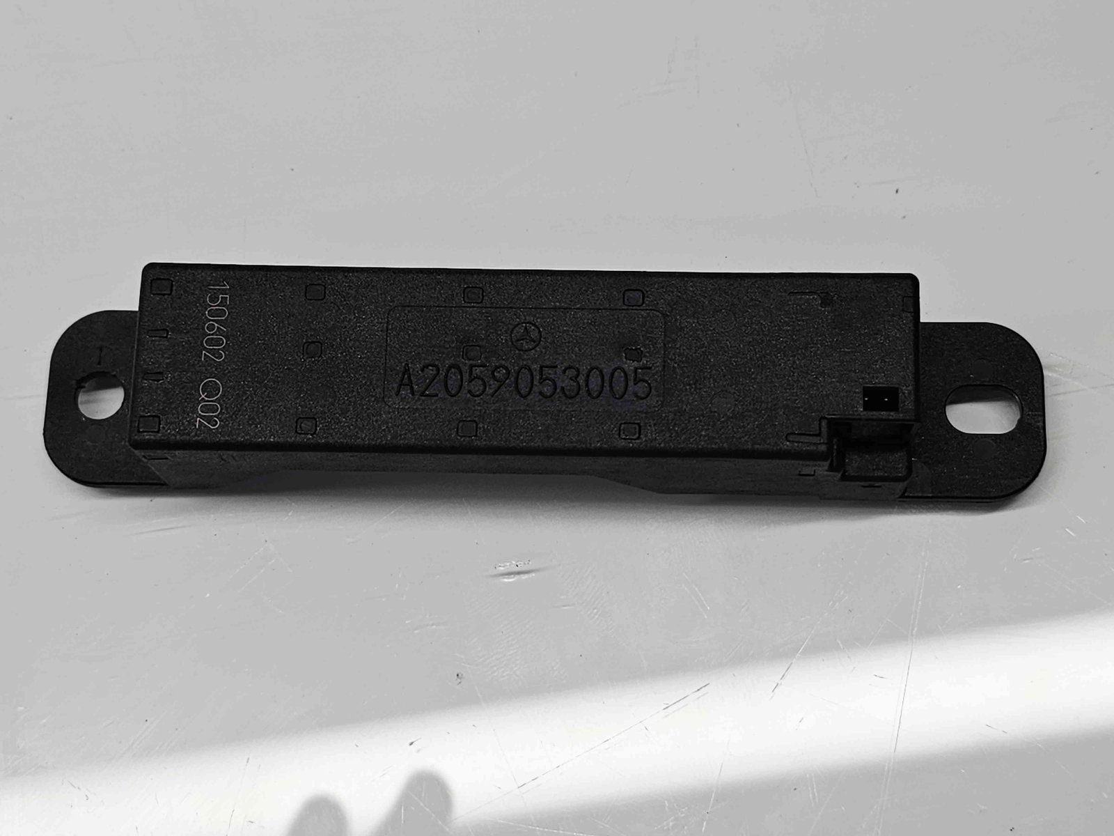 Antena keyless entry Mercedes Clasa C (W205) [Fabr 2014-prezent] A2059053005 - imagine 1