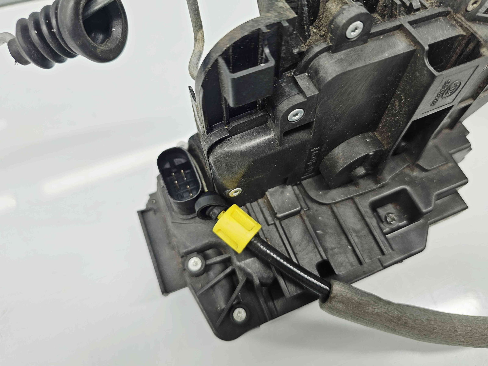 Broasca usa dreapta spate Mercedes Clasa C (W205) [Fabr 2014-prezent] A0997304200 - imagine 4