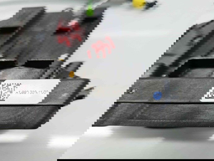 Broasca usa stanga spate Mercedes Clasa C (W205) [Fabr 2014-prezent] A0997304100