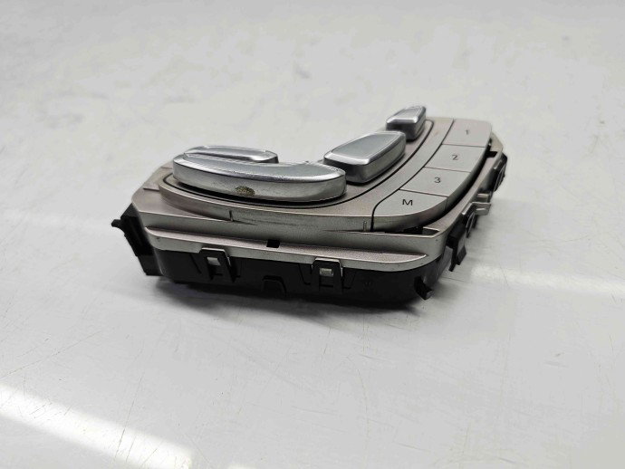 Butoane comenzi scaune Mercedes Clasa C (W205) [Fabr 2014-prezent] A2059057851