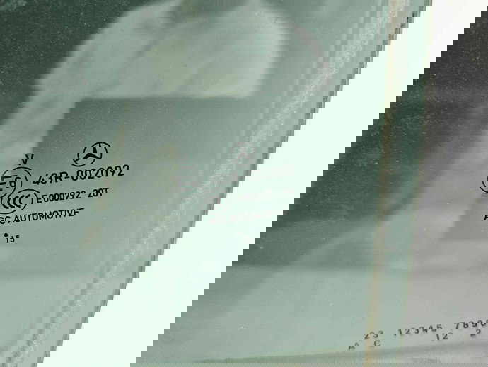 Geam usa stanga spate Mercedes Clasa C (W205) [Fabr 2014-prezent] OEM