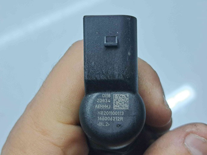 Injector Renault Kadjar [Fabr 2015-prezent] 166006212R 1.5 DCI K9K646 81KW / 110CP