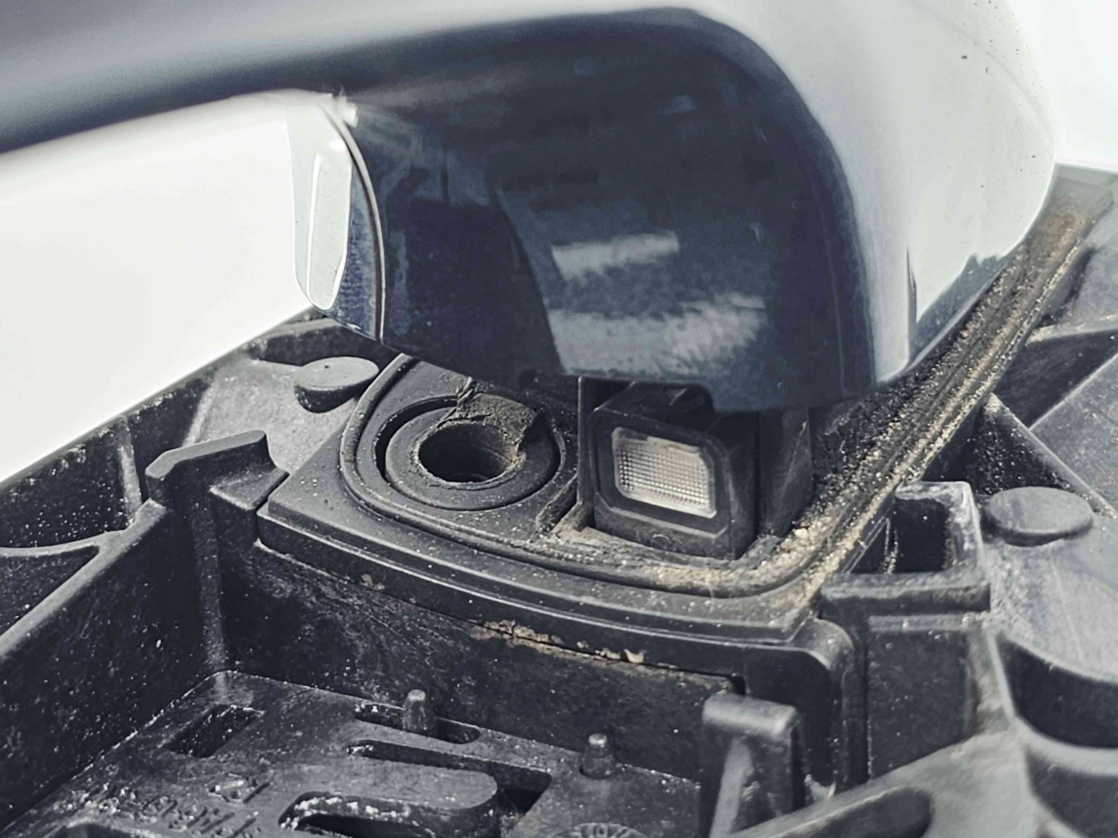 Maner usa dreapta fata Mercedes Clasa C (W205) [Fabr 2014-prezent] 755 Gri Tenorit / A0997604600 - imagine 3