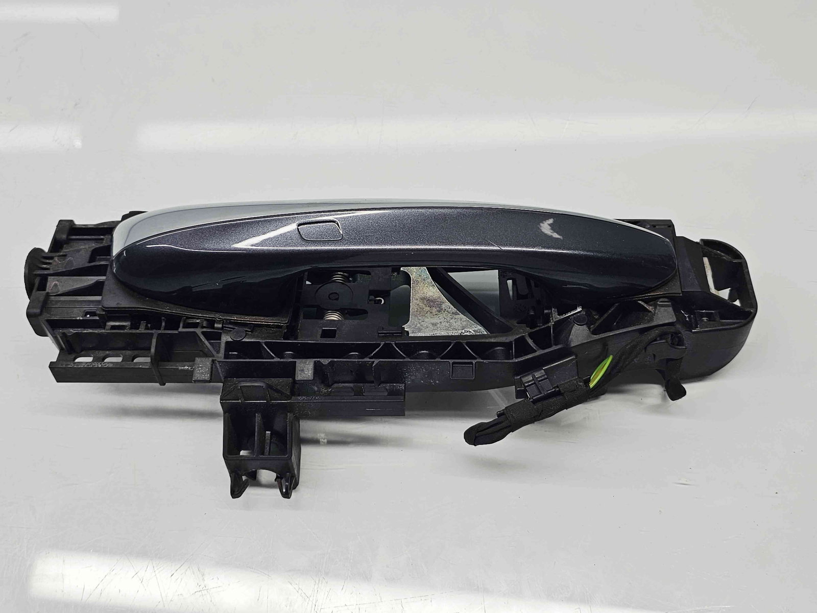 Maner usa dreapta spate Mercedes Clasa C (W205) [Fabr 2014-prezent] 755 Gri Tenorit / A0997602200 - imagine 1