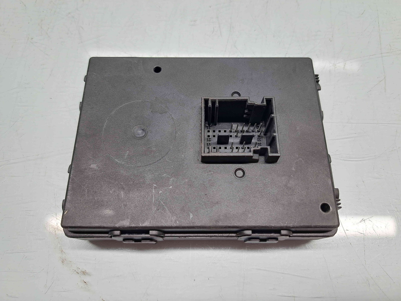 Modul control Keyless Entry Volkswagen Passat B8 (3G2) [Fabr 2015-prezent] 3Q0959435B - imagine 3