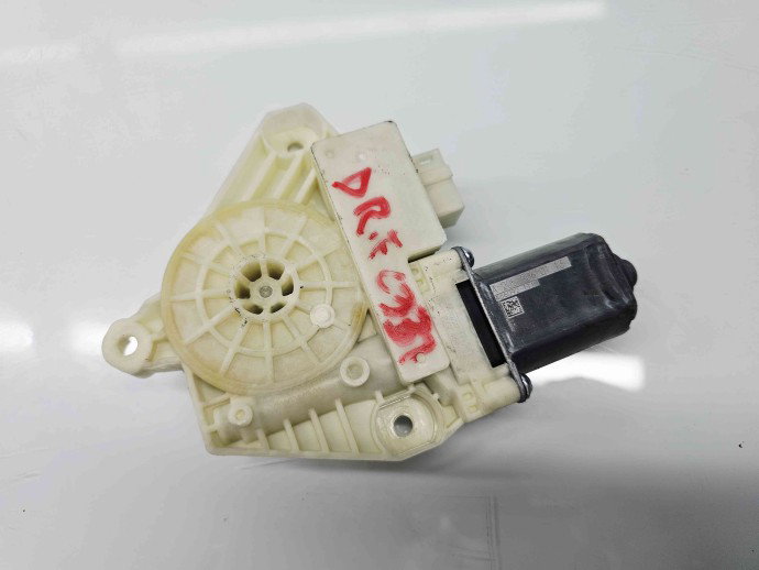 Motoras geam dreapta fata Mercedes Clasa C (W205) [Fabr 2014-prezent] A2059060113