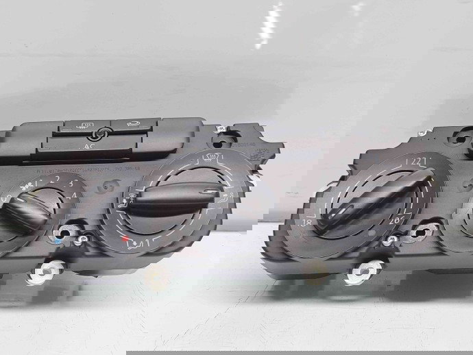  Panou comanda clima Volkswagen Tiguan (5N) [Fabr 2007-2016] 1K0820047HB