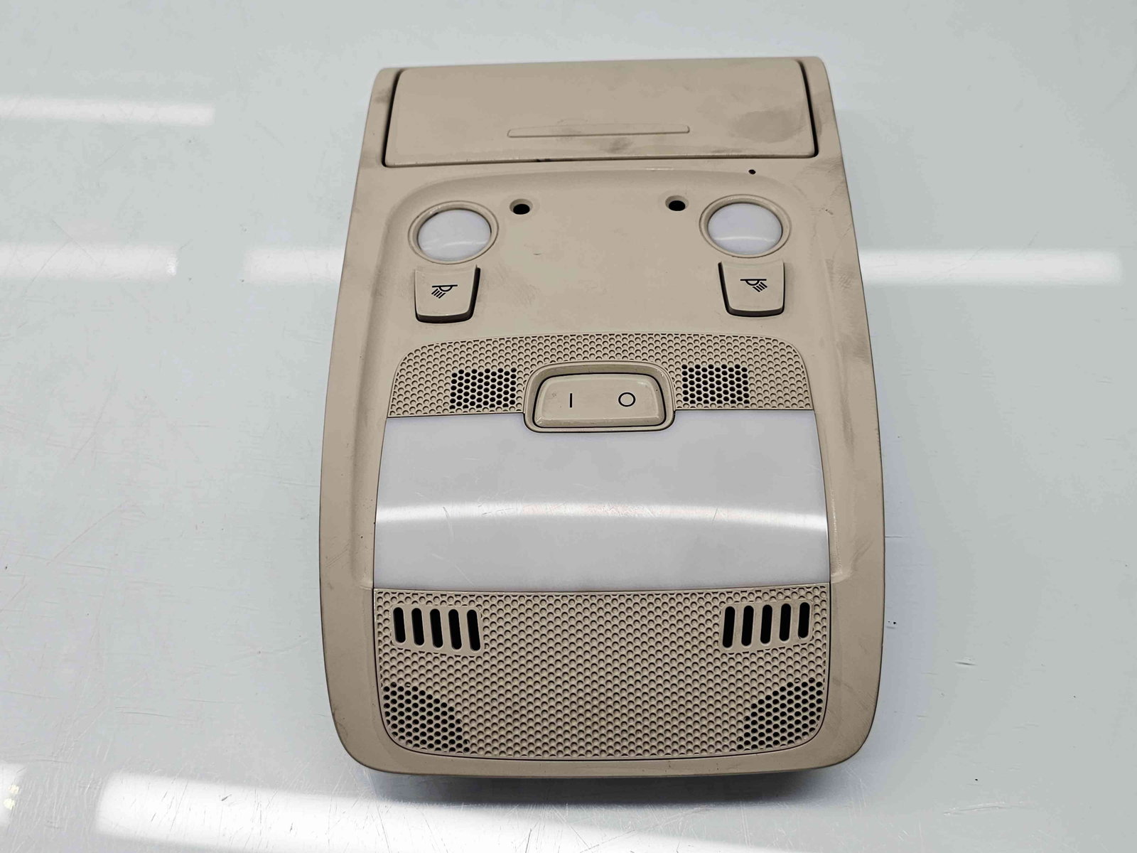 Plafoniera fata Audi A4 (8K2, B8) [Fabr 2008-2015] 8K0947135A - imagine 1