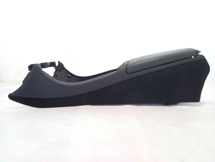 Consola centrala A105852206C Mercedes E220 W213 2.0 2016-2021