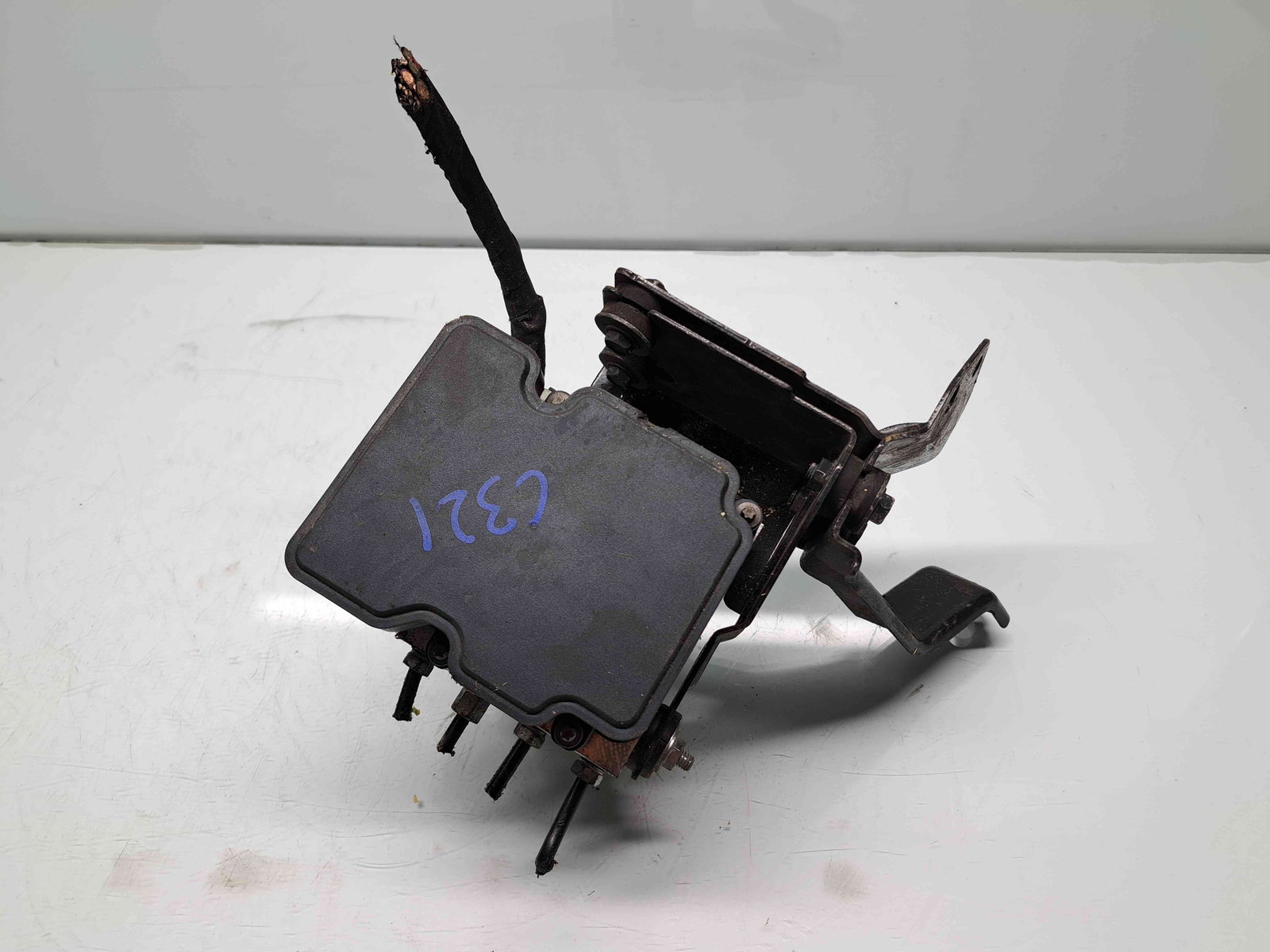 Pompa ABS Renault Kadjar [Fabr 2015-prezent] 476606749R 1.5 DCI K9K646 81KW / 110CP - imagine 1