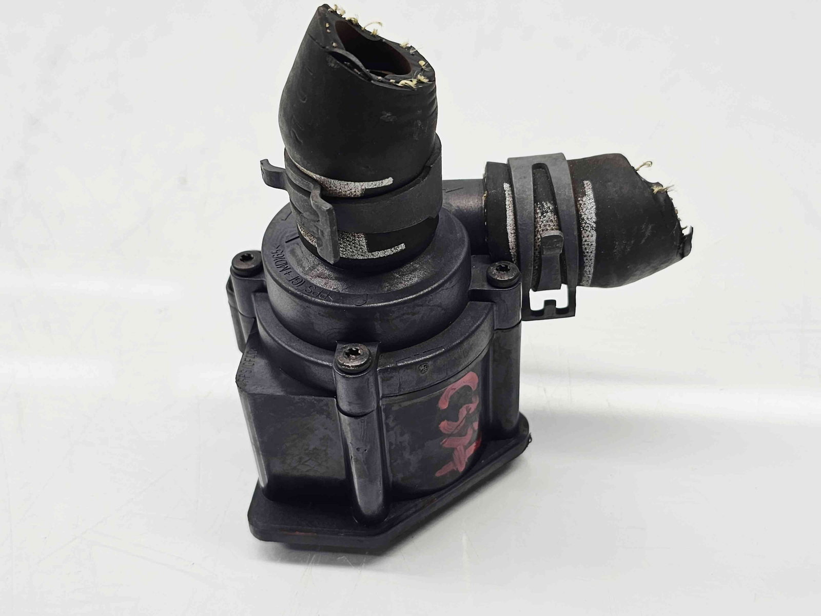 Pompa recirculare apa Audi A4 (8K2, B8) [Fabr 2008-2015] 8K0965561A 2.0 TDI CJCB 100KW / 136CP - imagine 1