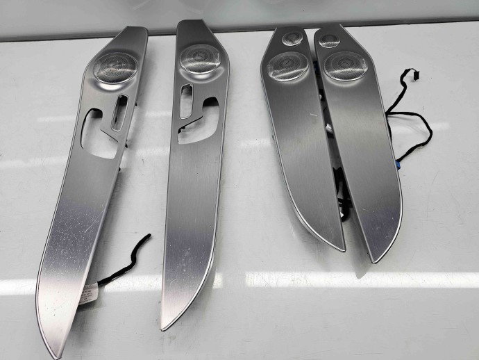 Set trimuri usa Mercedes Clasa C (W205) [Fabr 2014-prezent] OEM