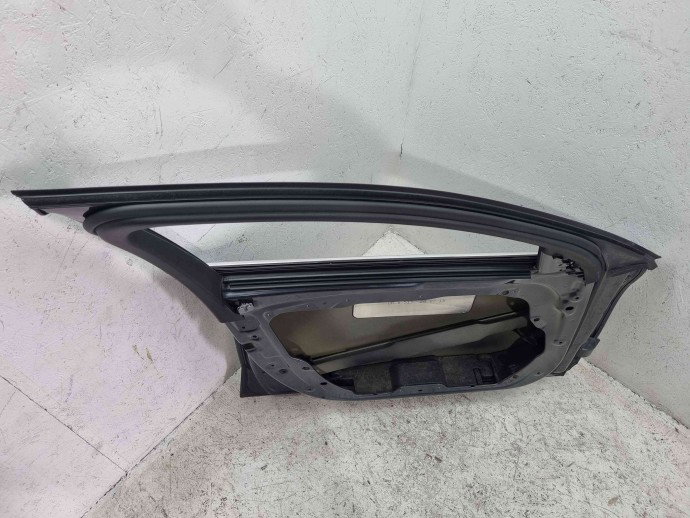 Usa stanga fata Mercedes Clasa C (W205) [Fabr 2014-prezent] 755 Gri Tenori
