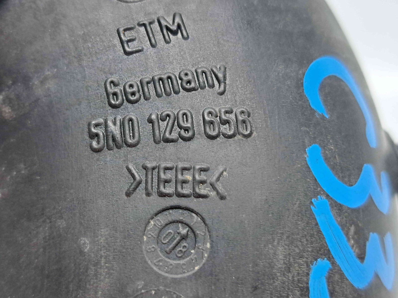 Tub admisie aer Volkswagen Golf 6 (5K1) [Fabr 2009-2013] 5N0129656 2.0 TDI CBAB 103KW / 140CP - imagine 2