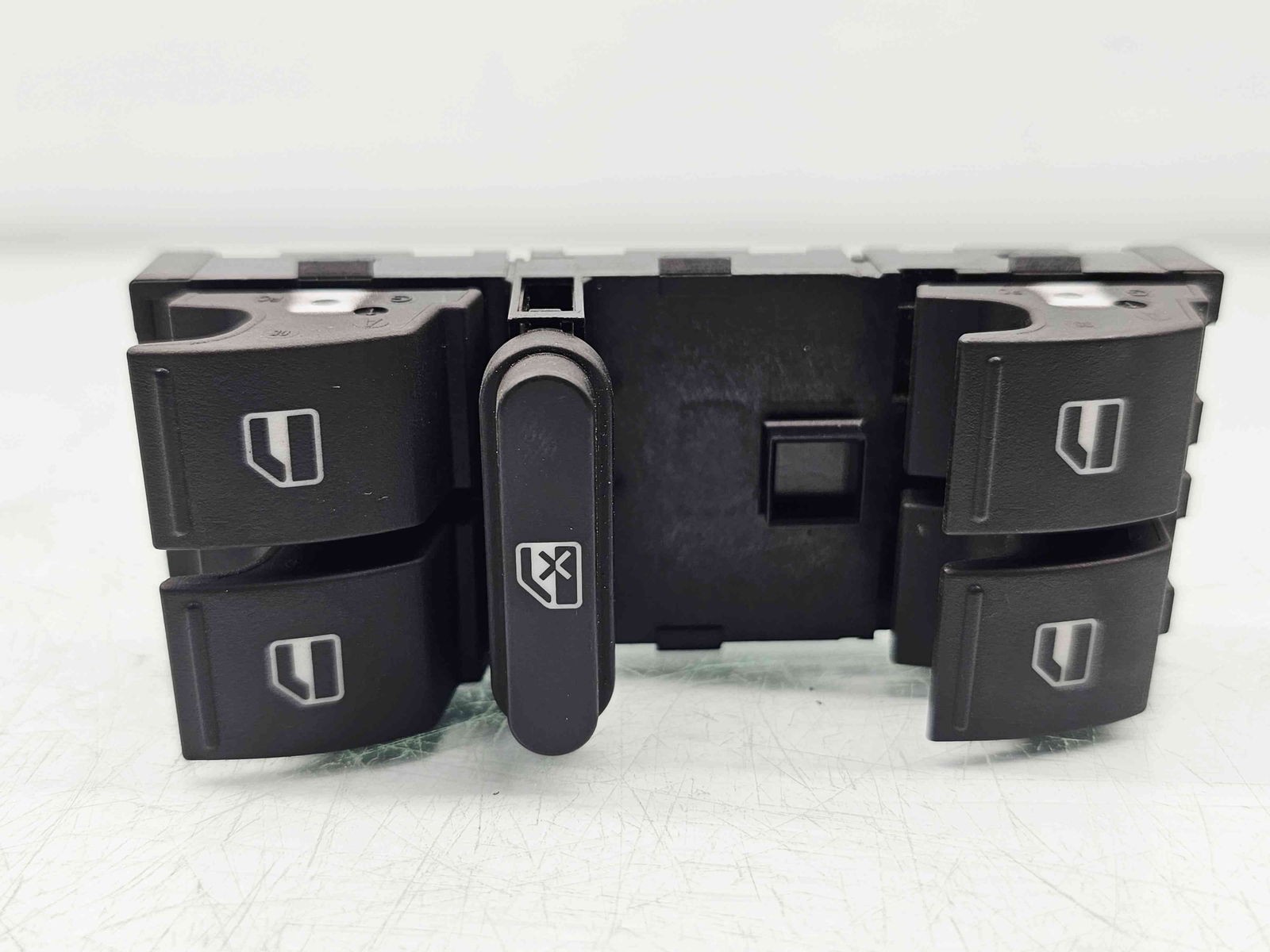 Butoane comanda geamuri sofer Volkswagen Passat B7 (362) [Fabr 2010-2014] 1K4959857B - imagine 2