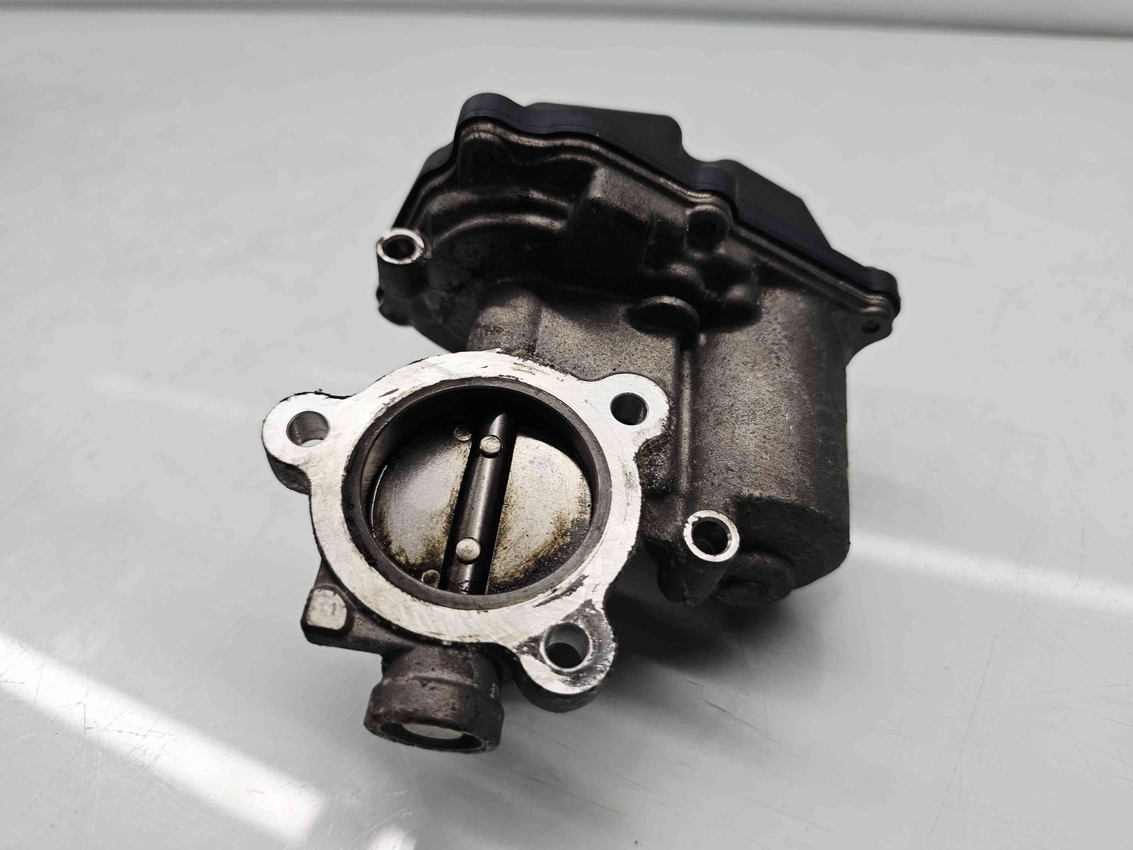 Supapa EGR Skoda Octavia 3 (5E3) [Fabr 2012-2020] 04L131501C 2.0 TDI CRBC 110KW / 150CP - imagine 2